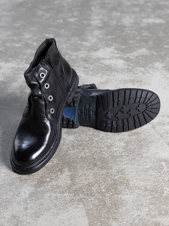 Boot von MOMA