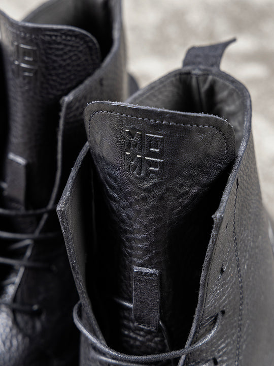 Chaussures à lacets de MOMA