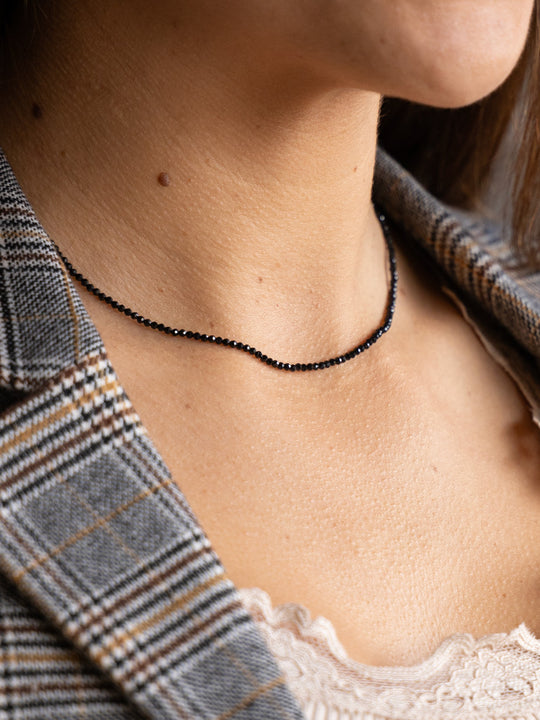 Halskette «Finello Schwarz silber» von CORAZON