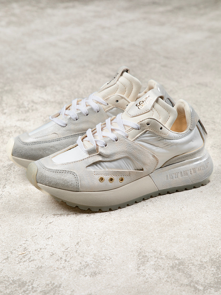 Sneaker von A.S. 98
