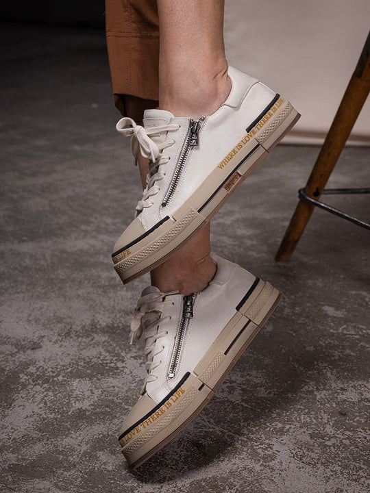 Sneaker von REBECCA WHITE