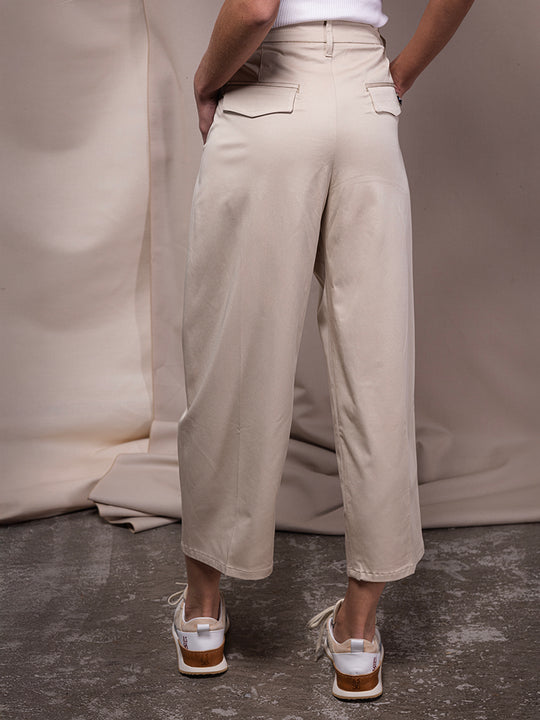Hose von 9AM BY DOLORES