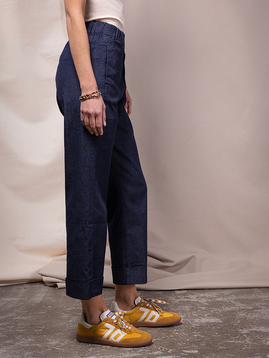 Hose von 9AM BY DOLORES