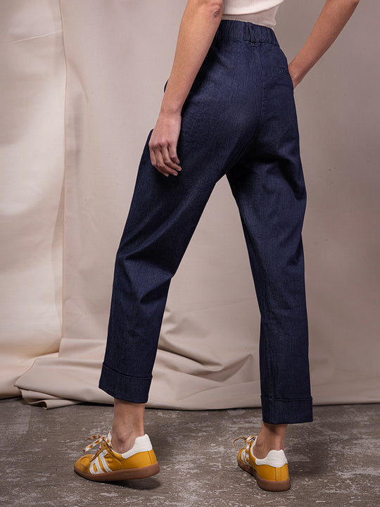 Hose von 9AM BY DOLORES
