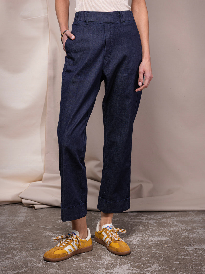 Hose von 9AM BY DOLORES
