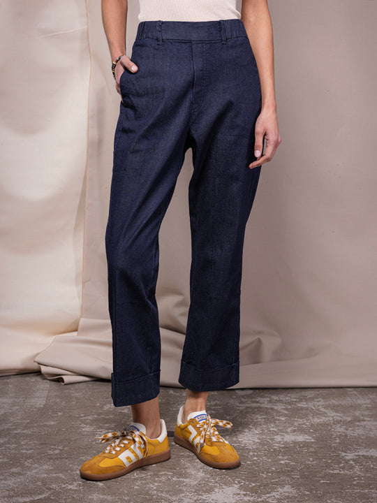 Hose von 9AM BY DOLORES