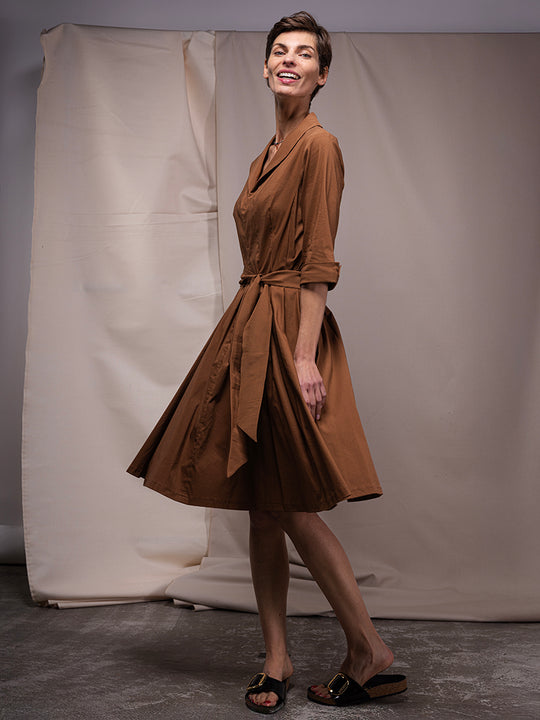 Kleid «Medaxy» von SYNDICATE