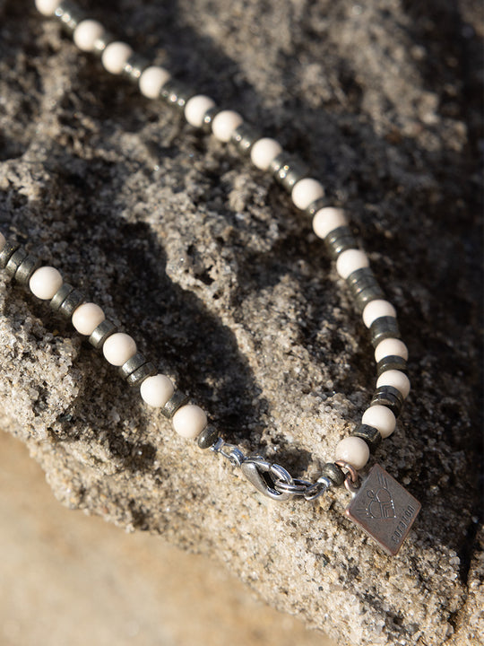 Collier «Levy beige» de CORAZON