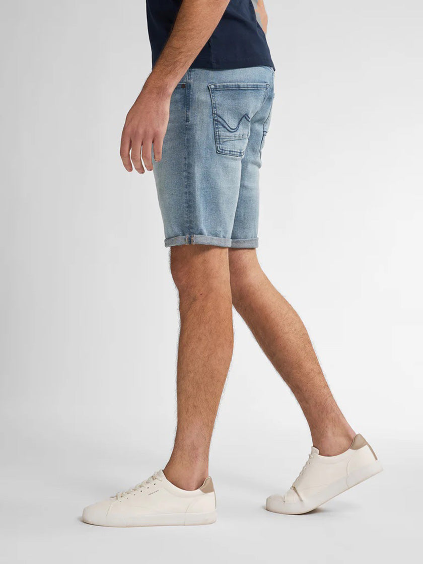 Shorts von PETROL
