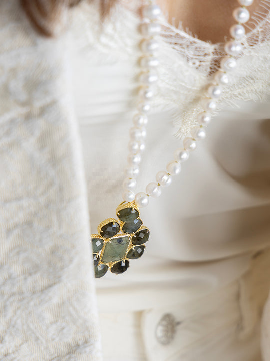 Halskette «Barocco grau» von CORAZON