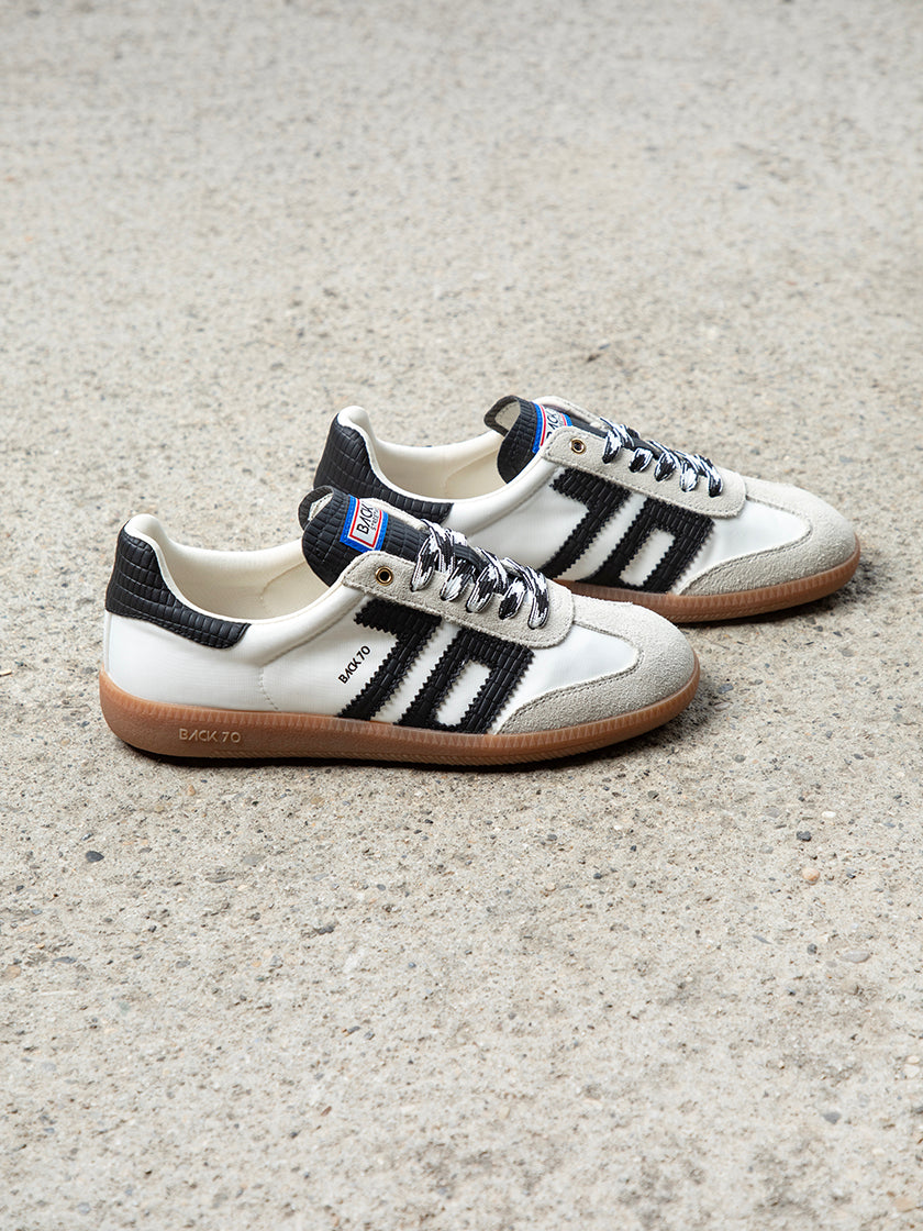 Sneaker «Ghost» von BACK 70