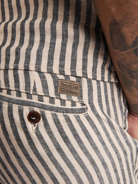 Shorts «Chino» von PETROL