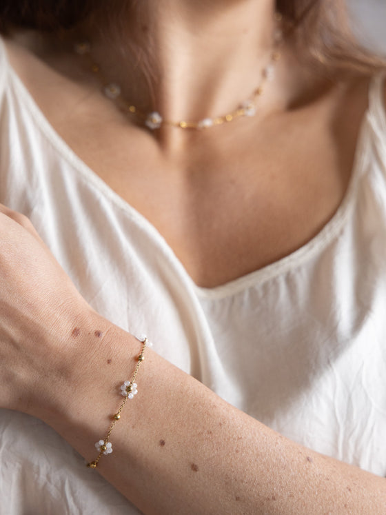 Armband «Little Flower weiss» von CORAZON
