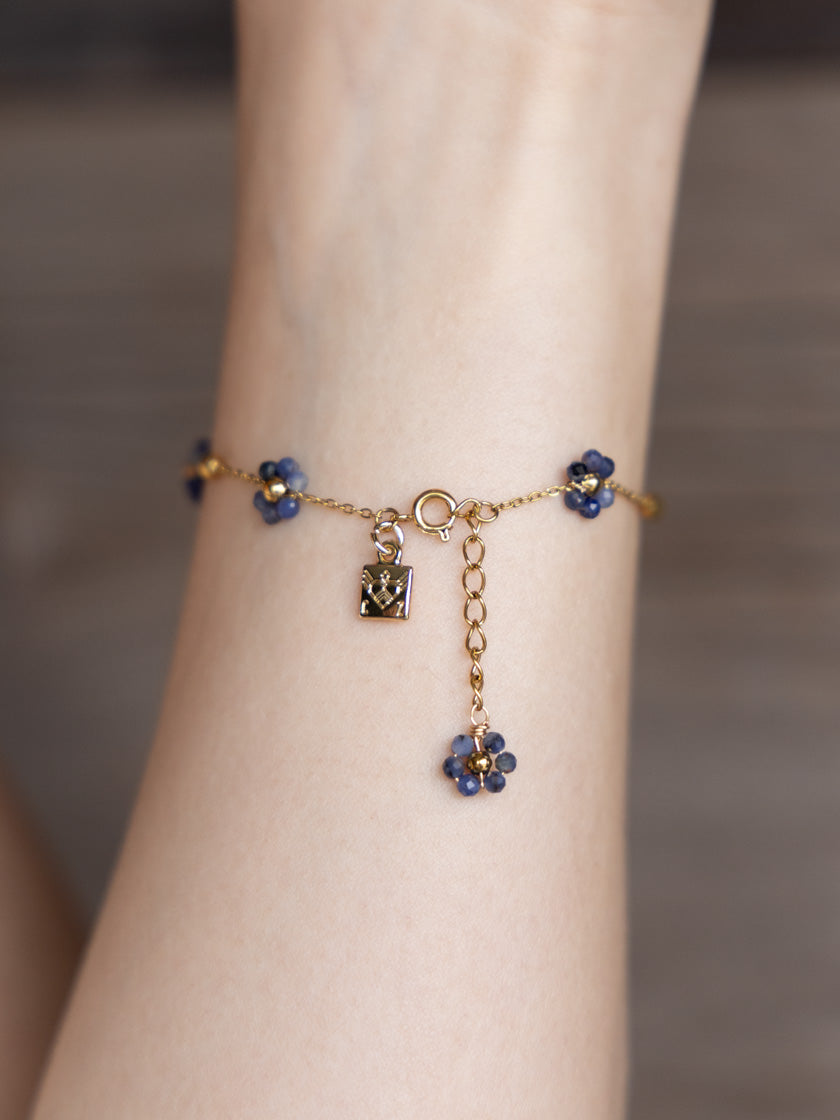 Armband «Little Flower blau» von CORAZON