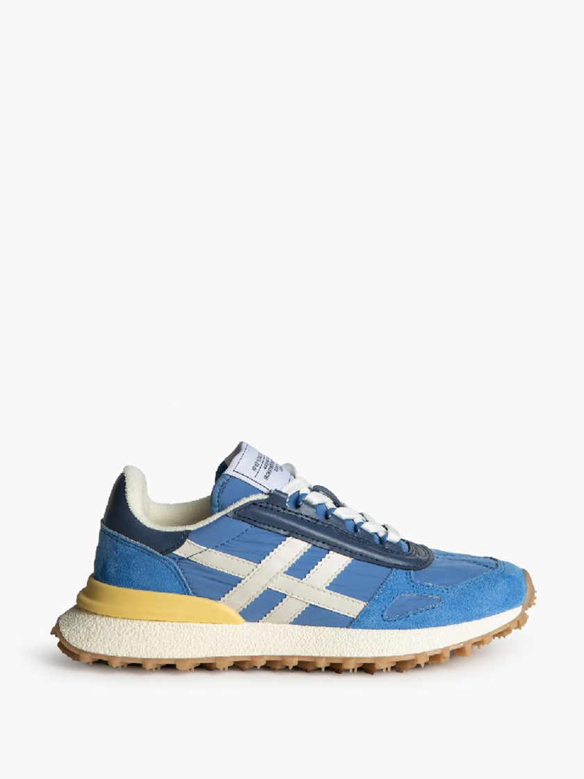 Sneaker von CORINA