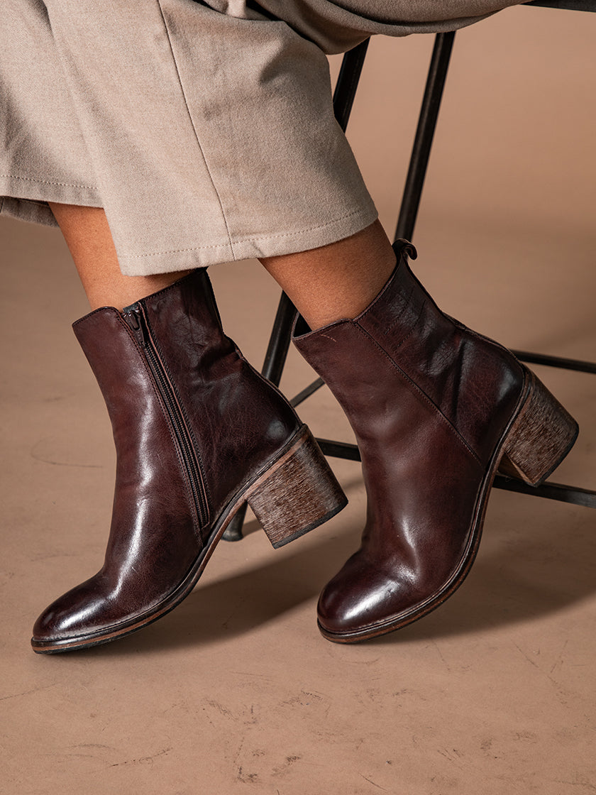 Stiefelette von MOMA