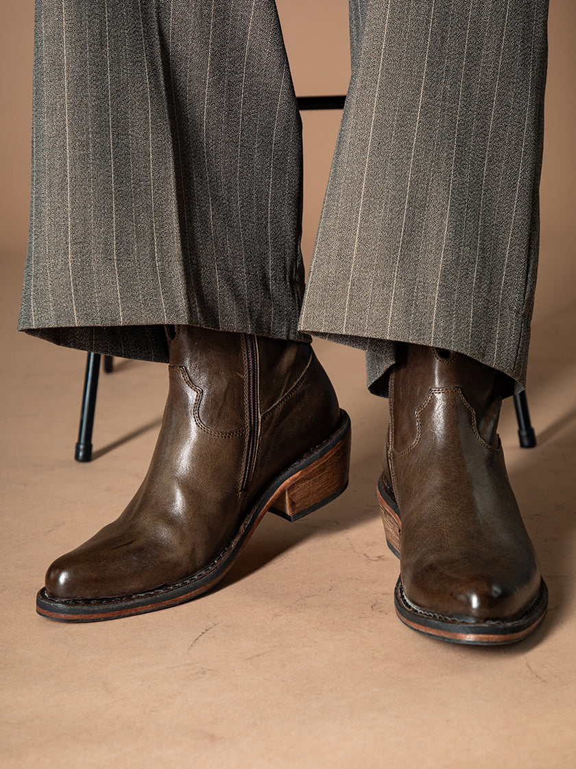 Stiefelette von MOMA