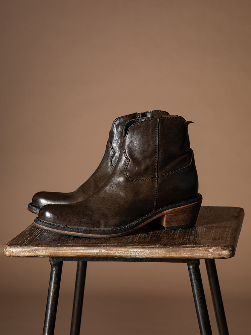 Stiefelette von MOMA
