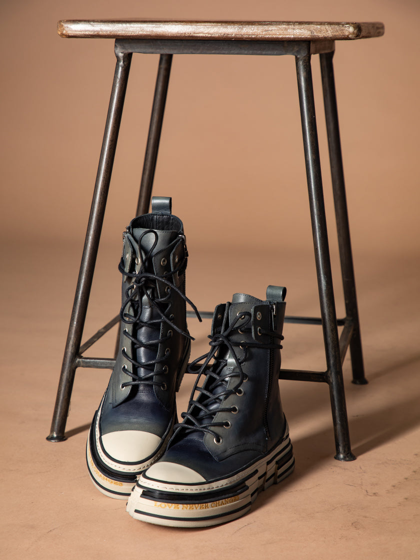 Sneaker von REBECCA WHITE