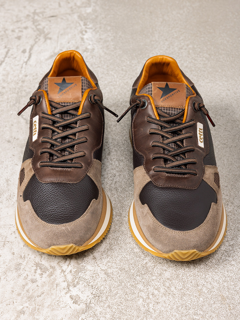 Sneaker von CETTI