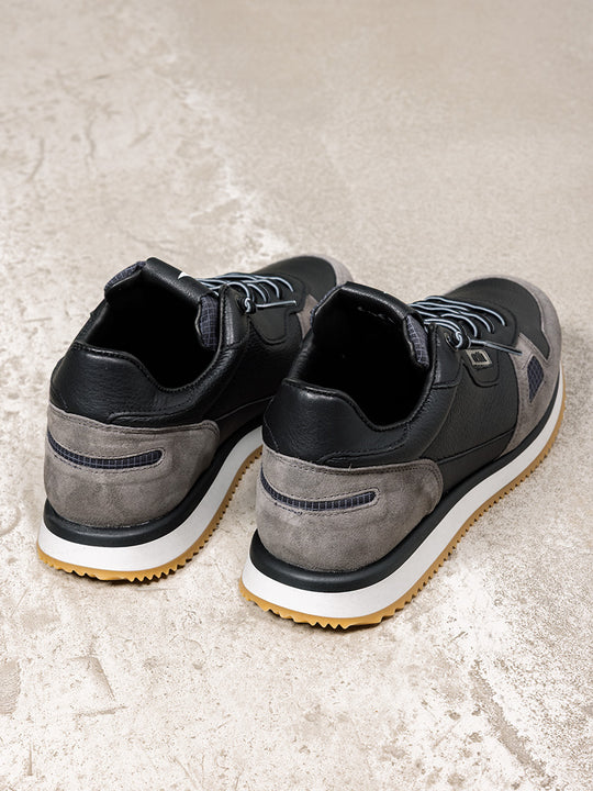 Sneaker von CETTI