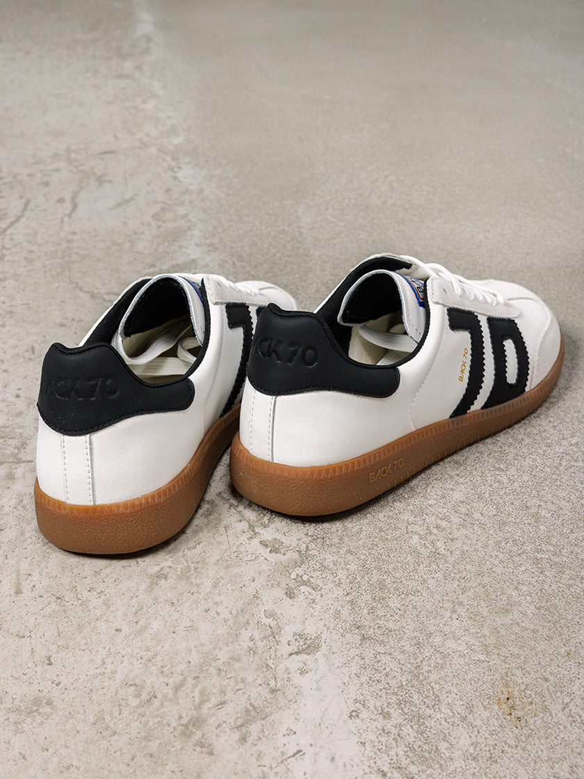 Sneaker von BACK 70