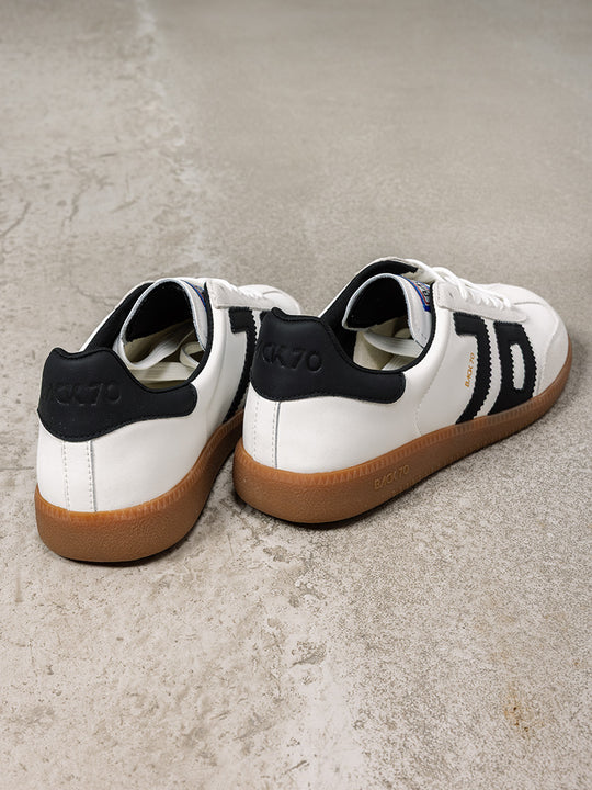 Sneaker von BACK 70