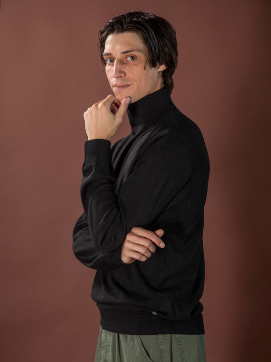 Rollkragenpullover von PETROL