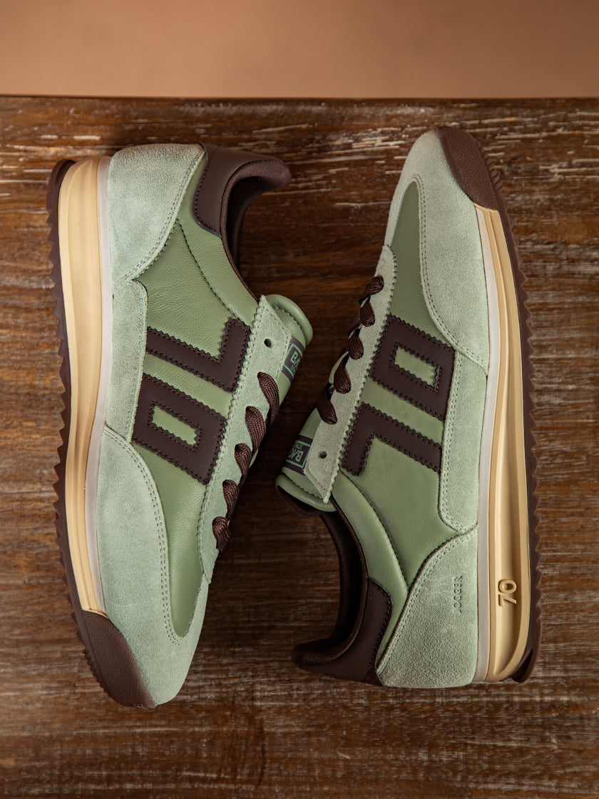 Sneaker von BACK 70