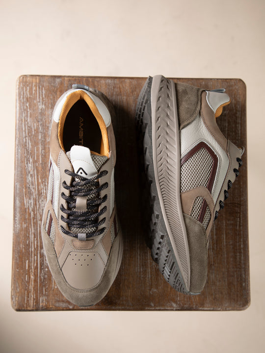 Sneaker von AMBITIOUS