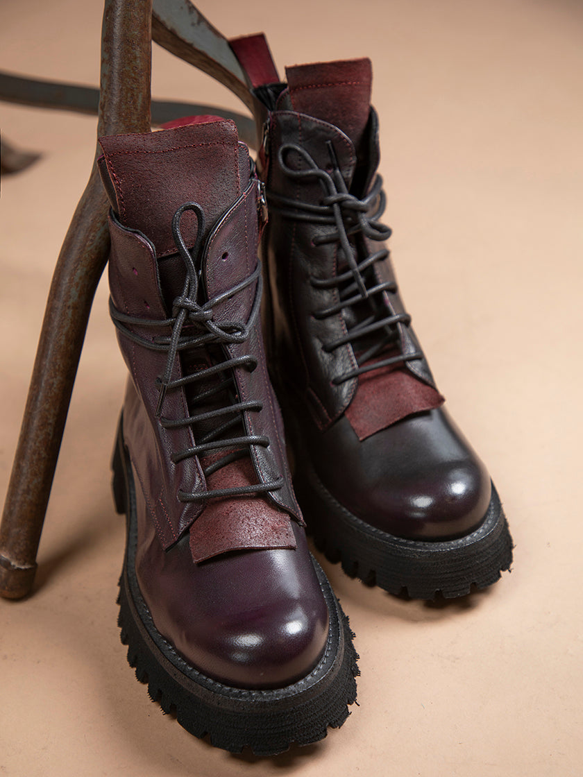 Schnürboot von HISTORY 541