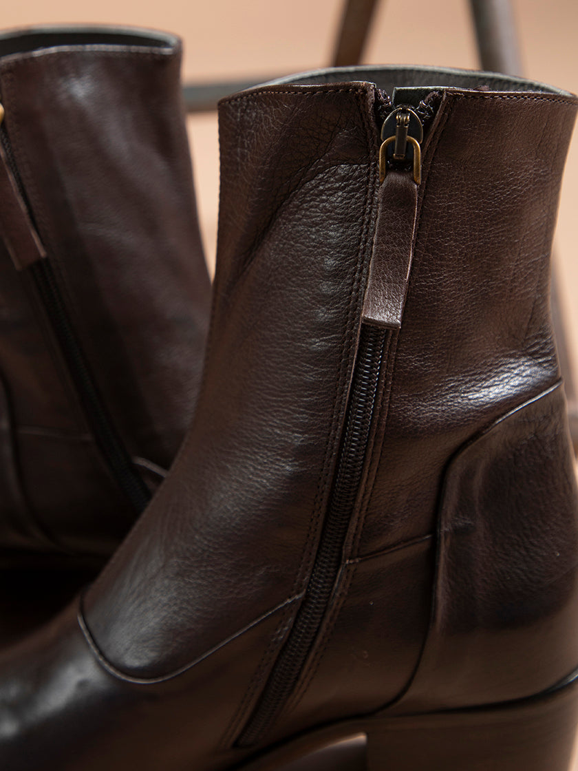 Stiefelette von HISTORY 541
