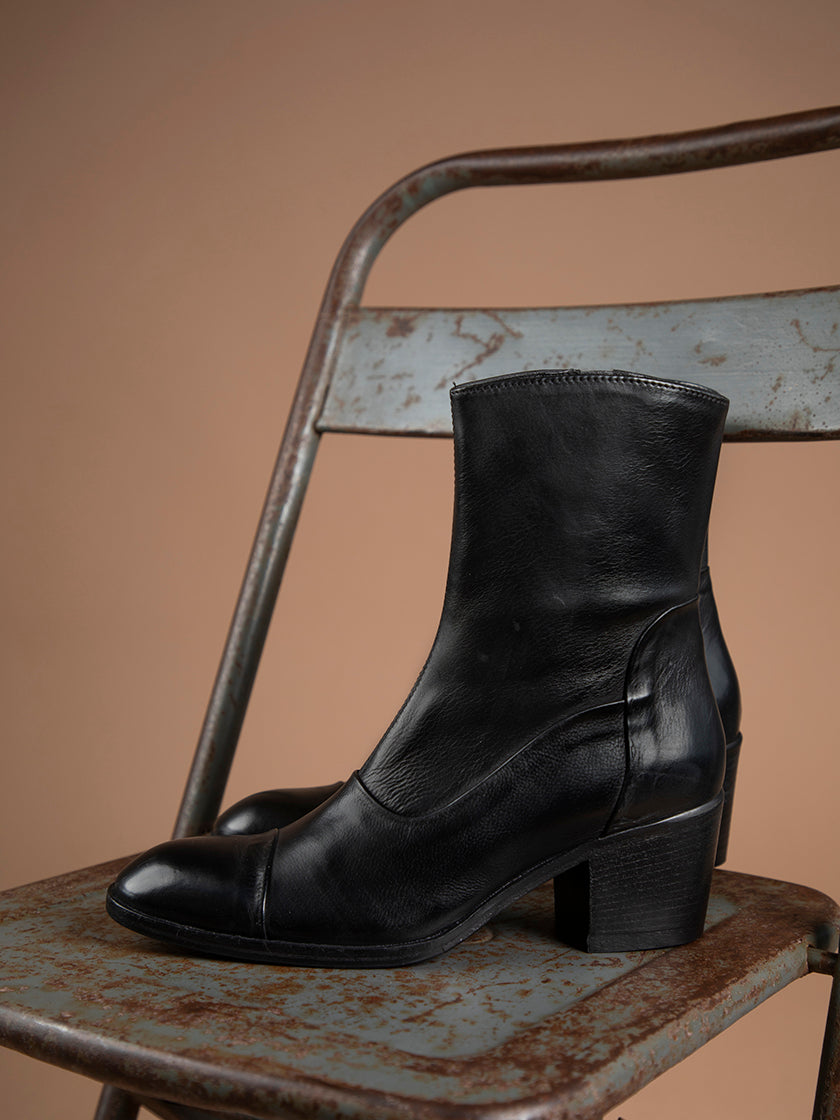 Stiefelette von HISTORY 541