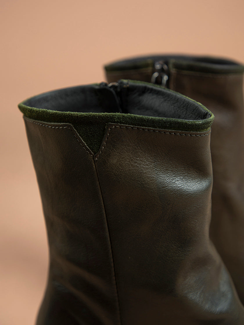 Stiefelette von HISTORY 541