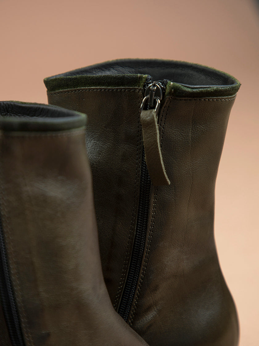 Stiefelette von HISTORY 541