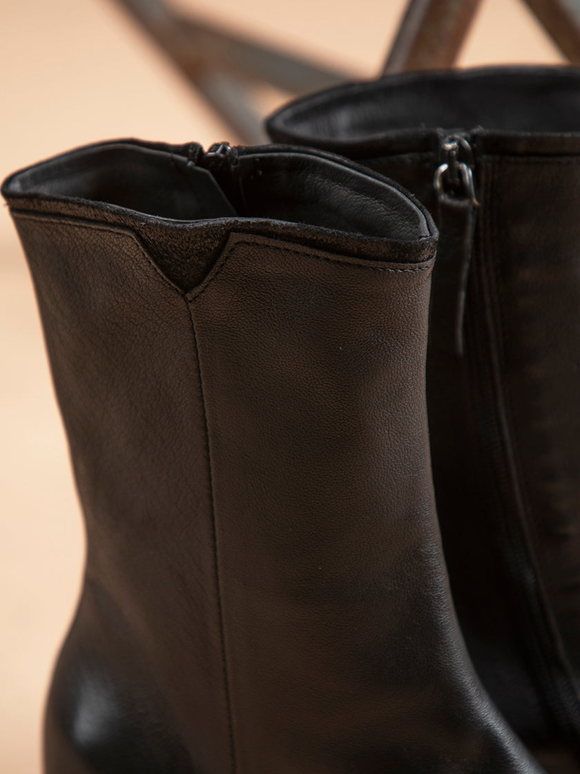 Stiefelette von HISTORY 541