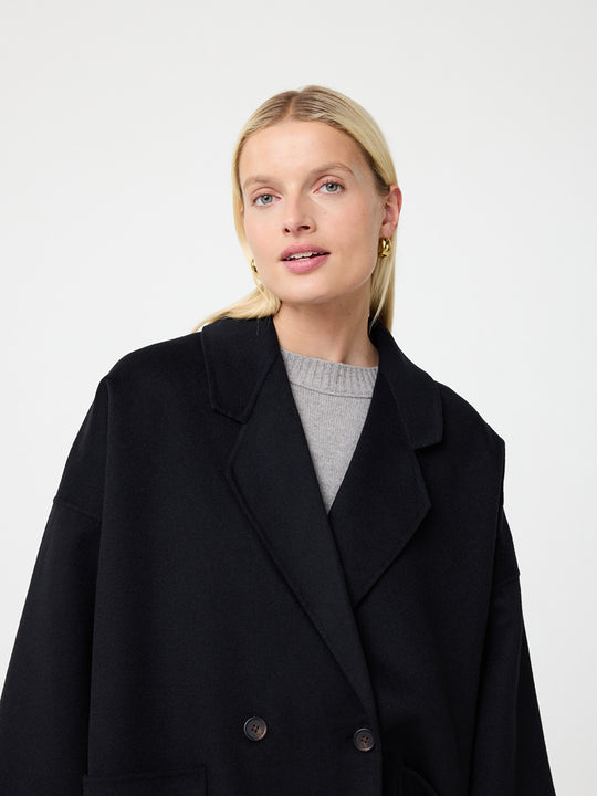 Mantel «Cape» von KNIT-TED
