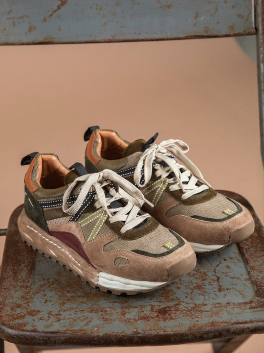 Sneaker von REBECCA WHITE