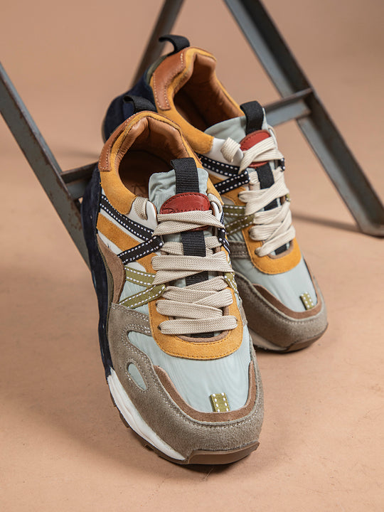 Sneaker von REBECCA WHITE