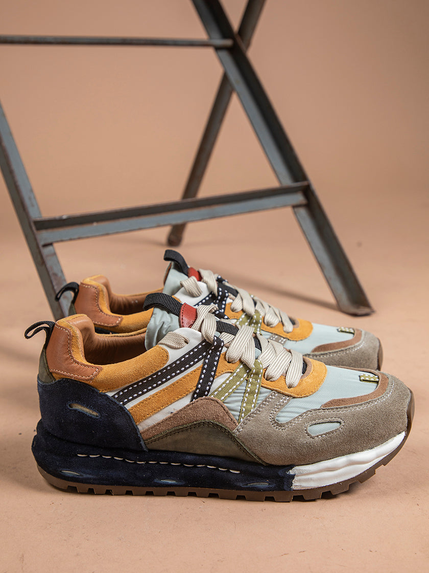 Sneaker von REBECCA WHITE