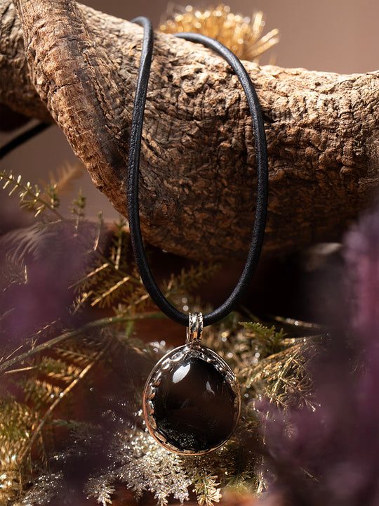 Halskette «Stone and Leather» von CORAZON