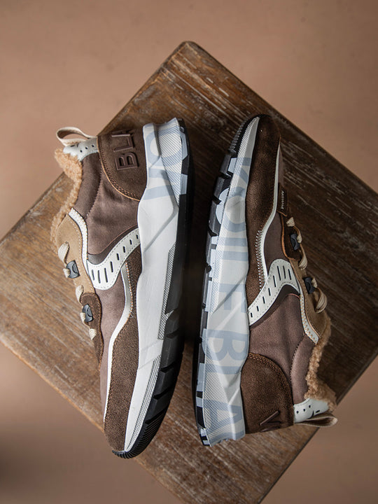 Sneaker von VOILE BLANCHE