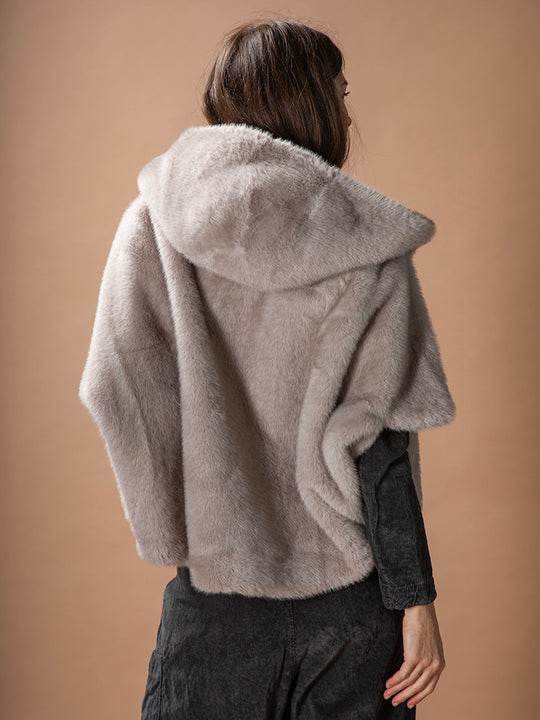 Cape «Leonie» von MYAE