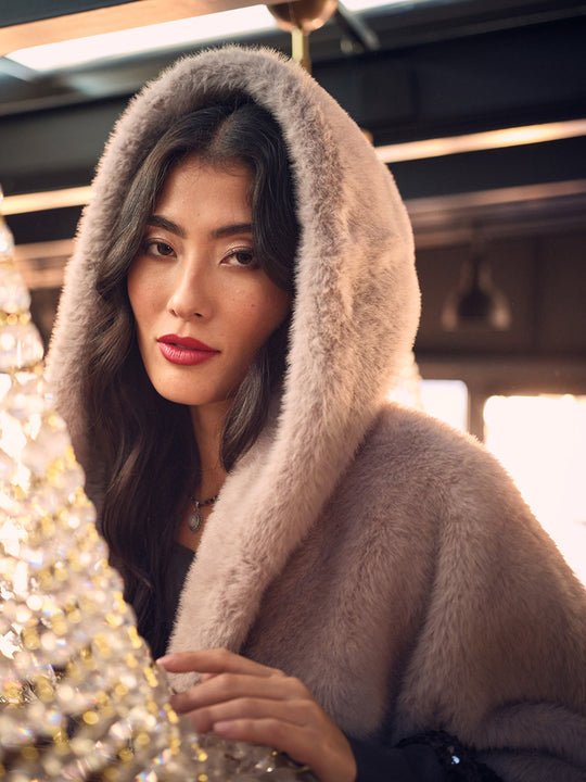 Cape «Leonie» von MYAE