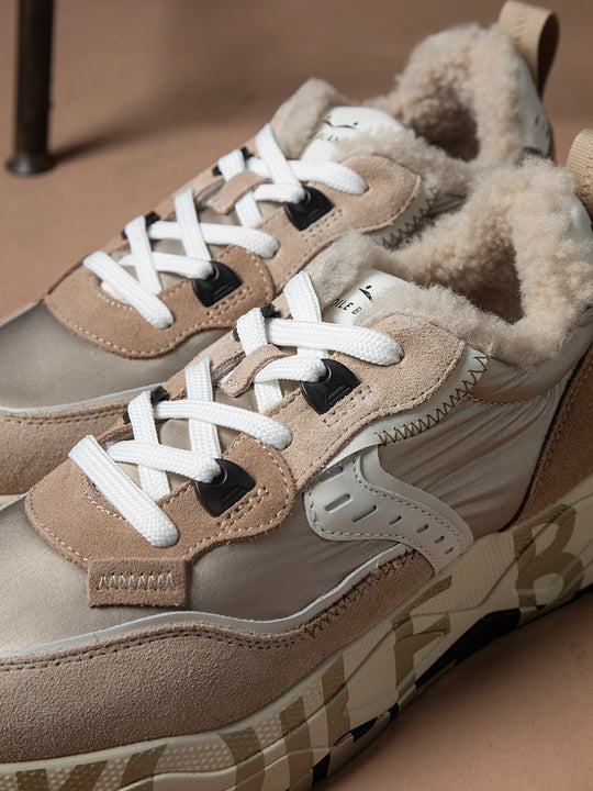 Sneaker von VOILE BLANCHE