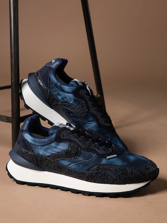 Sneaker von VOILE BLANCHE