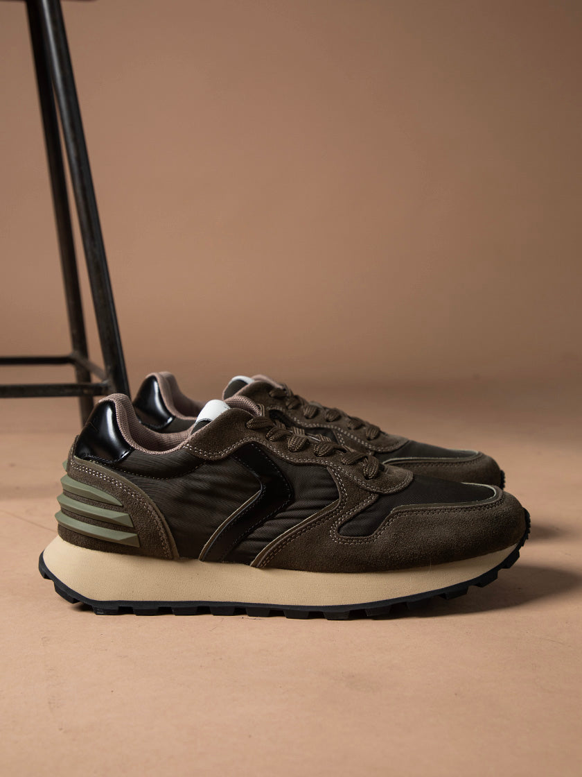 Sneaker von VOILE BLANCHE