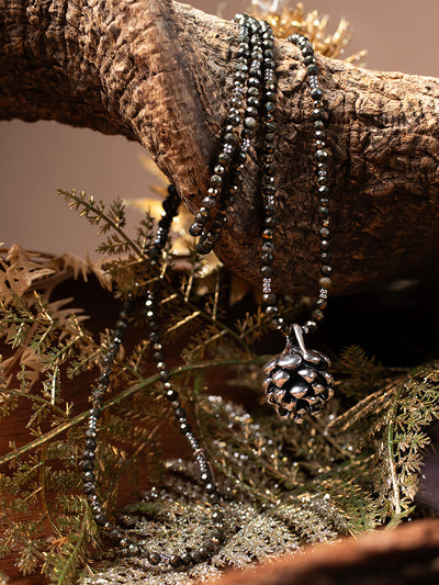 Halskette «Pinecone» von CORAZON