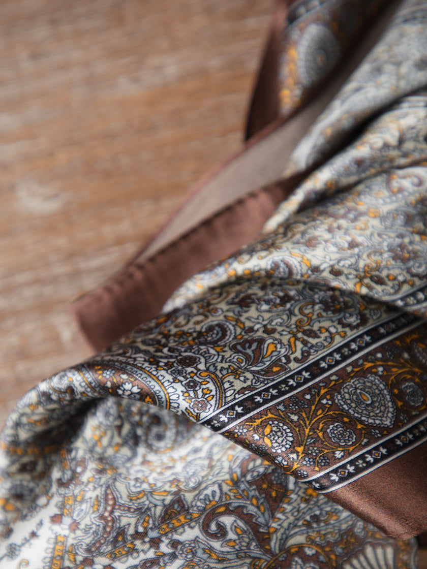 Seidenschal «Nicki Paisley»