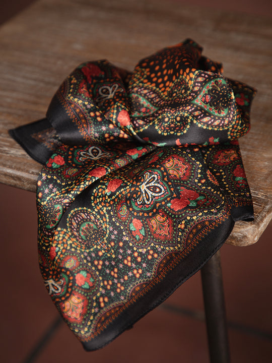 Seidenschal «Nicki Blumenmuster»